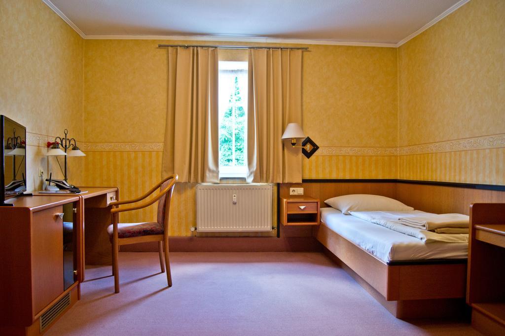 Hotel Garni Promenade Weißenhorn Buitenkant foto