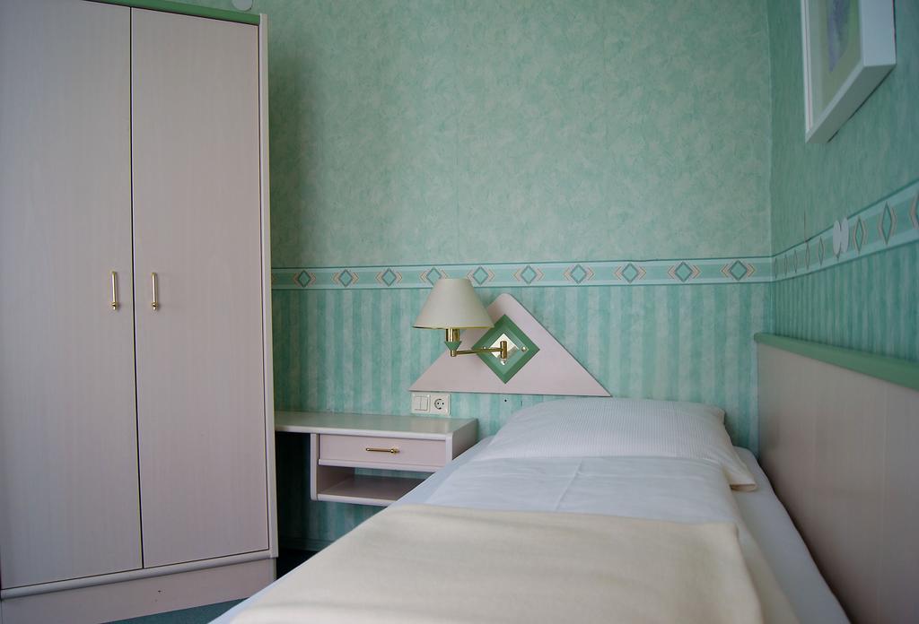 Hotel Garni Promenade Weißenhorn Buitenkant foto