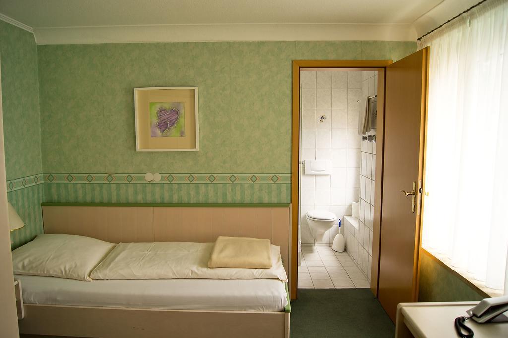 Hotel Garni Promenade Weißenhorn Buitenkant foto